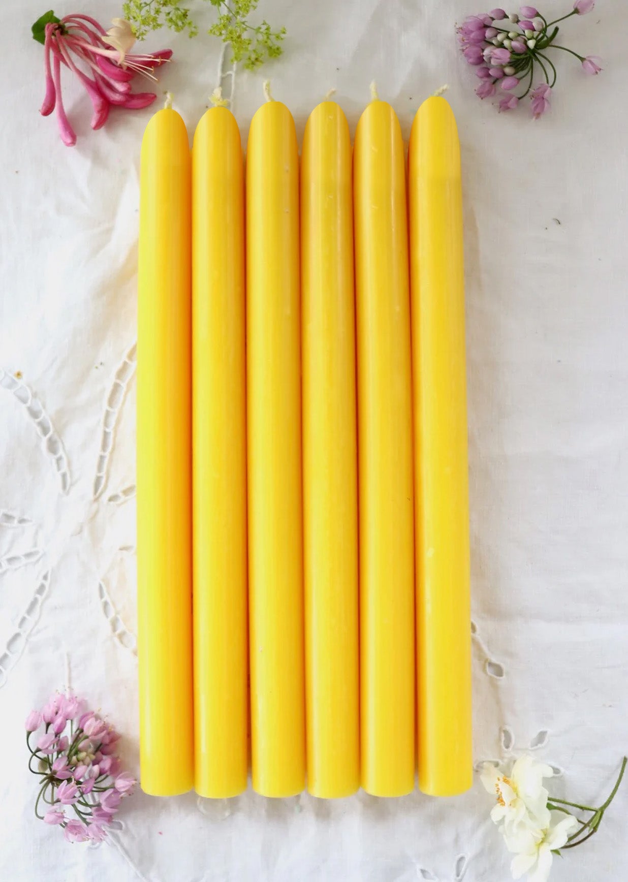 Minimalist Beeswax Candle